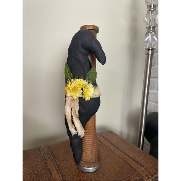 Vintage Wooden Spool Textile Mill Thread Spindle Holder with Spring Crow Decor A - Picture 7 of 8